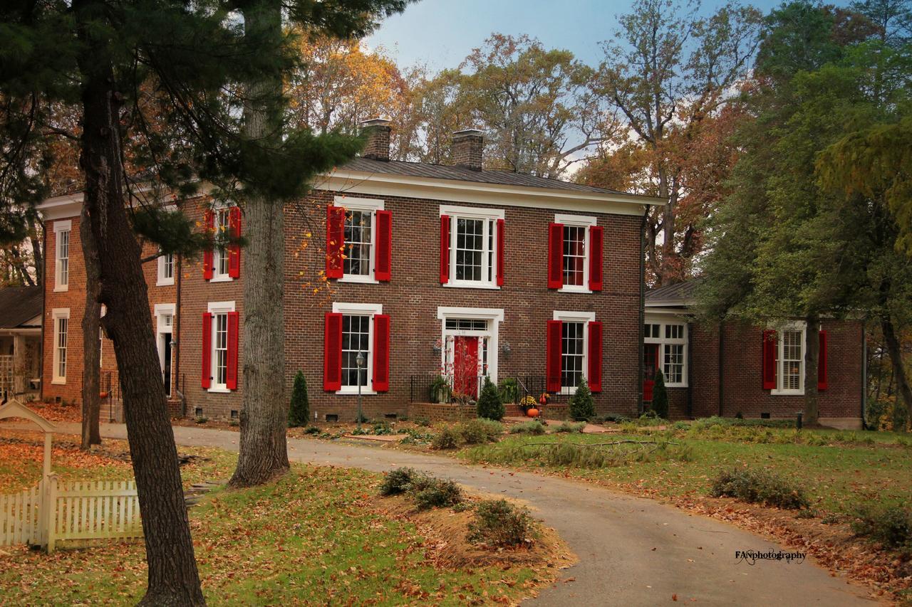 Early At The Grove 4* Rocky Mount
